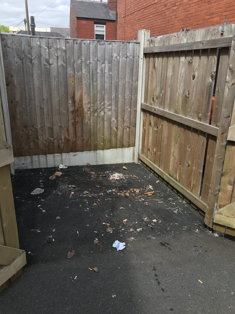 DONE&DUSTED WASTE AND RUBBISH RECYCLING SERVICE Request a Quote 11