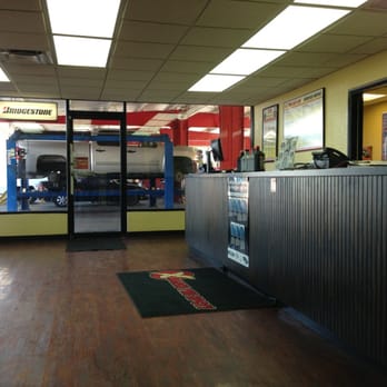 Extreme Auto Repair & Performance - Inside - Tires Near Me - Sanford, Florida Extreme Auto Repair & Performance - Inside - Tires Near Me - Sanford, Florida