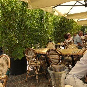 Restaurant au Cheval-Blanc - The terrace - Seafood Near Me - Sitten, VS Restaurant au Cheval-Blanc - The terrace - Seafood Near Me - Sitten, VS