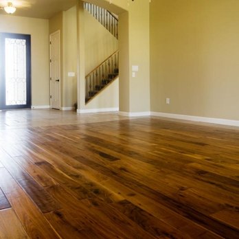 Nathan's Carpet - a hardwood floor in a home - Carpet Installation Near Me - Miami, Florida Nathan's Carpet - a hardwood floor in a home - Carpet Installation Near Me - Miami, Florida
