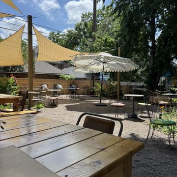 Duck Duck Bottle Shop - Wine Bars Near Me - Omaha, Nebraska