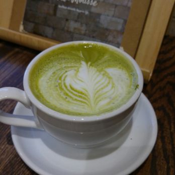A La Mousse - Coconut matcha latte - Desserts Near Me - Philadelphia, Pennsylvania A La Mousse - Coconut matcha latte - Desserts Near Me - Philadelphia, Pennsylvania
