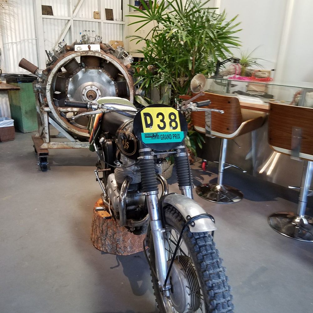 Caravan Outpost - Eclectic items on display. - Hotels Near Me - Ojai, California
