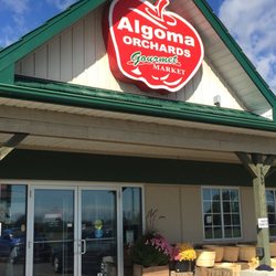 Algoma Orchards - Entrance