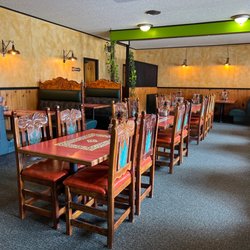 Hacienda Vieja Mexican Restaurant - Drain - Nice atmosphere,decor. and music inside.