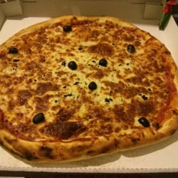 Pronto Pizza - Pizza margarita supplément sauce ail et persil - 14€