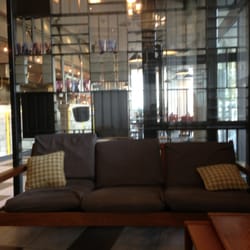 Gourmet Burger Kitchen - Waiting area/containment area