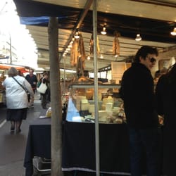 Marché Biologique Des Batignolles