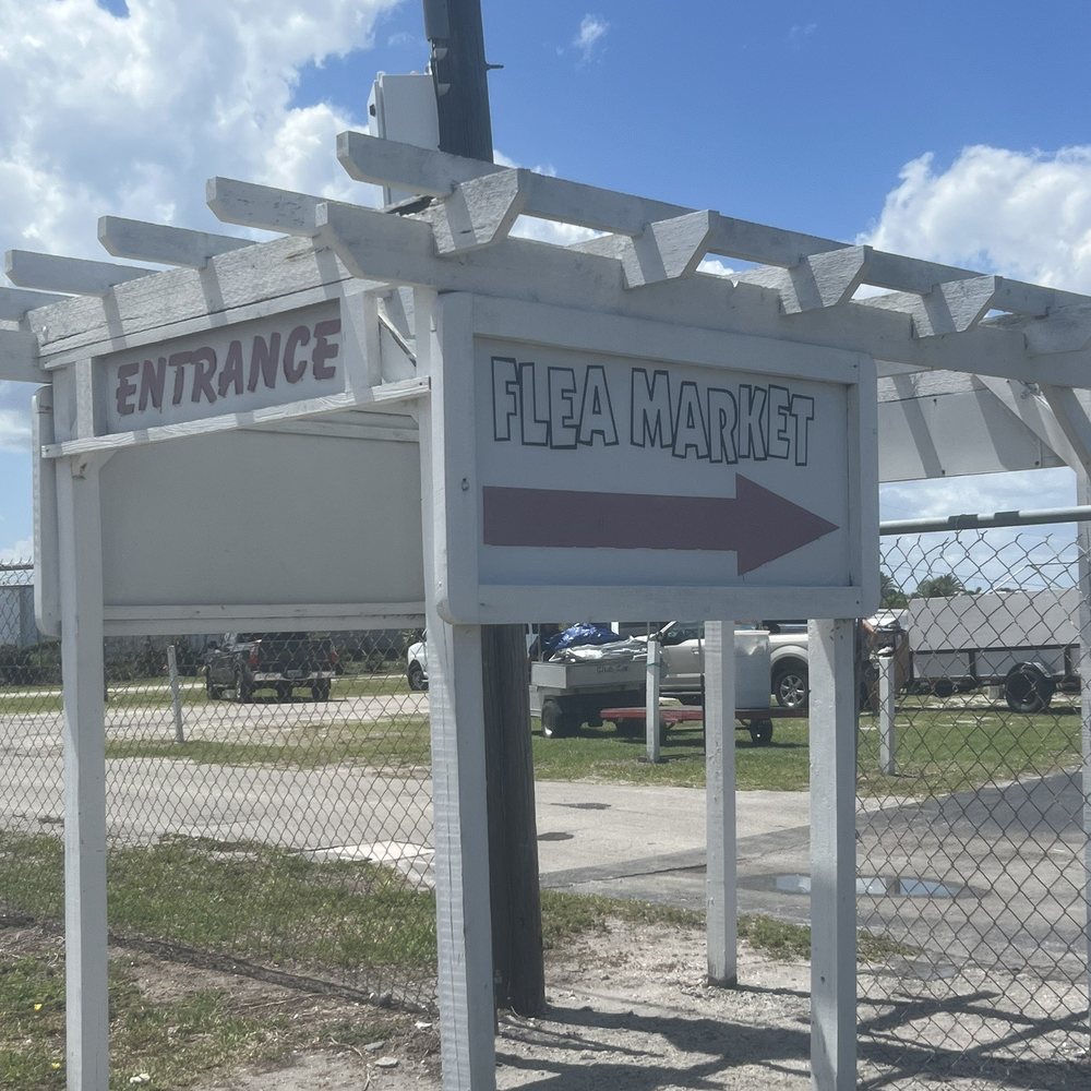 B & A Flea Market - Flea Markets Near Me - Stuart, Florida