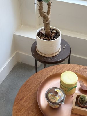 Song Tea & Ceramics by null