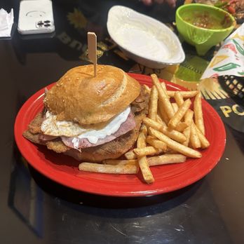 Bugambilias Mexican Cuisine - Semita cubana - Mexican Near Me - Indianapolis, Indiana