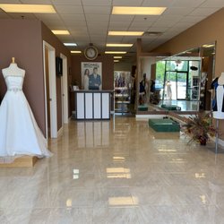 Doe's Alterations and Tuxedo Rentals