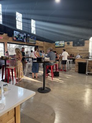 Charleston Taylor by null