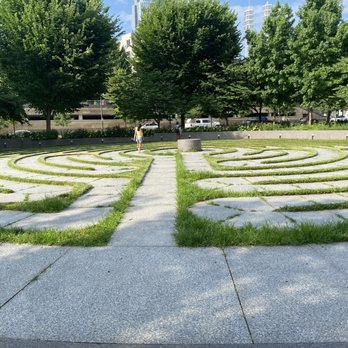 Smale Riverfront Park - Labyrinth - Parks Near Me - Cincinnati, Ohio Smale Riverfront Park - Labyrinth - Parks Near Me - Cincinnati, Ohio