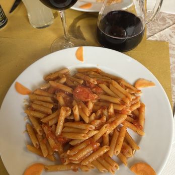 Pizzeria Pub Tortuga - Penne Pasta with tomato sauce - Pizza Near Me - Venezia, VE Pizzeria Pub Tortuga - Penne Pasta with tomato sauce - Pizza Near Me - Venezia, VE