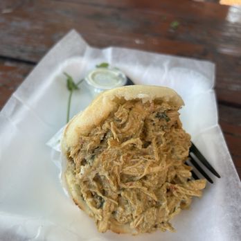 Cachitos512 - Pollo Mechado - Venezuelan Near Me - Austin, Texas