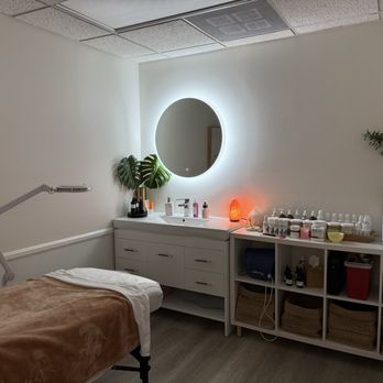 EverGlow Acupuncture - Acupuncture Near Me - Lake Forest, California EverGlow Acupuncture - Acupuncture Near Me - Lake Forest, California