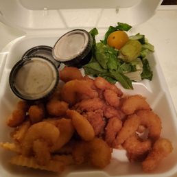 Shrimp Basket with Fries and Salad