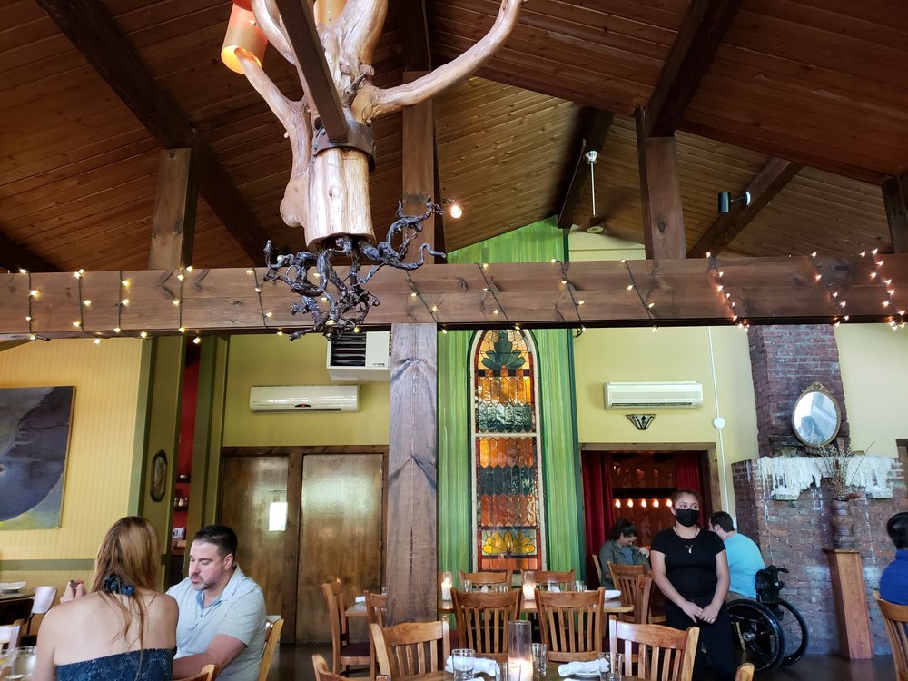 Peekamoose Restaurant & Tap Room