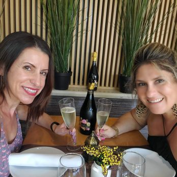 Prosecco22 - Delicious prosecco - Italian Near Me - Pembroke Pines, Florida Prosecco22 - Delicious prosecco - Italian Near Me - Pembroke Pines, Florida
