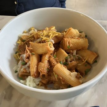 Comedor - Rigatoni & shredded chicken. - Caribbean Near Me - San Juan, Puerto Rico