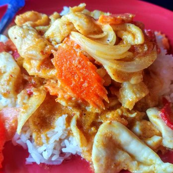 Nat's - Yellow Curry with Chicken - Chicken Wings Near Me - Lexington, Kentucky