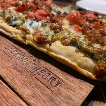 Common Theory - Flatbread - Gastropubs Near Me - San Diego, California