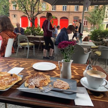 Ostfee - Waffeln lecker, lecker - Breakfast & Brunch Near Me - Berlin, BE Ostfee - Waffeln lecker, lecker - Breakfast & Brunch Near Me - Berlin, BE
