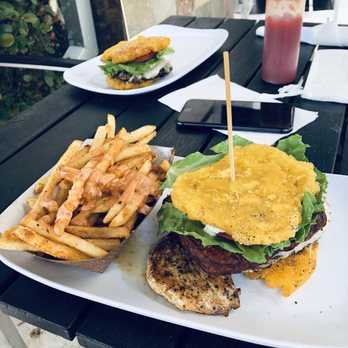 PINCHO - Toston Chicken w/ Cajun Fries + Toston Burger - Burgers Near Me - Sunrise, Florida