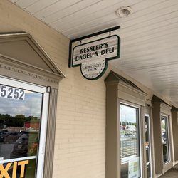Ressler's Bagel & Deli - Store front
