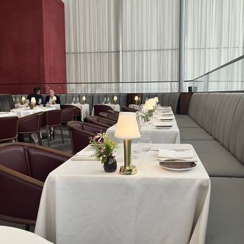 Four Twenty Five by Jean-Georges - Snazzy - American Near Me - New York, New York Four Twenty Five by Jean-Georges - Snazzy - American Near Me - New York, New York