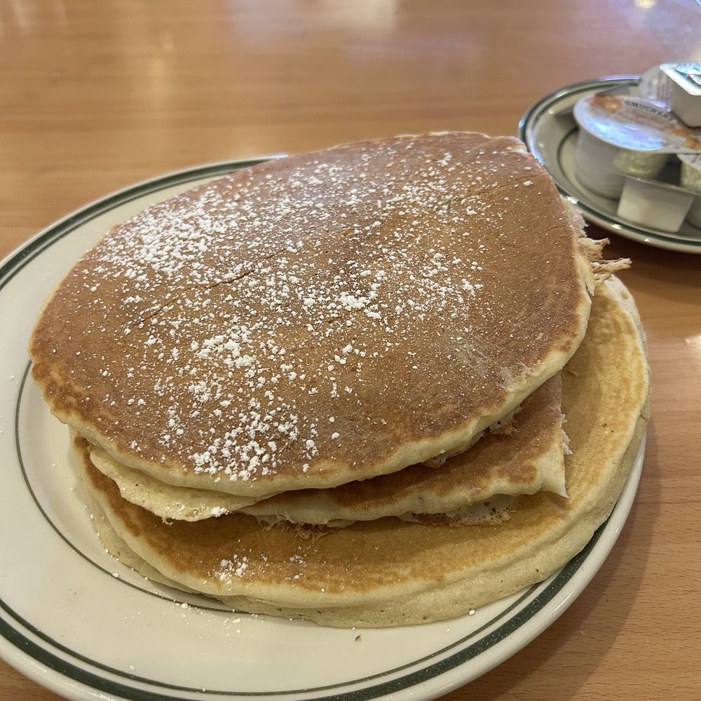 Apple Crumb Pancakes