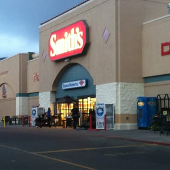Smith's - Store front photo - Grocery Near Me - Albuquerque, New Mexico