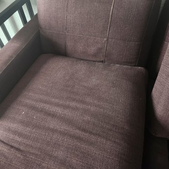 La Quinta by Wyndham Kyle - Austin South - Dirty couch - Hotels Near Me - Kyle, Texas La Quinta by Wyndham Kyle - Austin South - Dirty couch - Hotels Near Me - Kyle, Texas