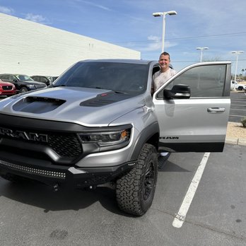 Earnhardt Chrysler Dodge Jeep Ram - Auto Parts & Supplies Near Me - Gilbert, Arizona