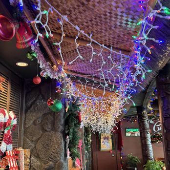 The Christmas Bar - Pop-Up Restaurants Near Me - Honolulu, Hawaii The Christmas Bar - Pop-Up Restaurants Near Me - Honolulu, Hawaii