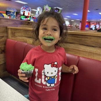 Chuck E. Cheese - Pizza Near Me - Orange, California Chuck E. Cheese - Pizza Near Me - Orange, California