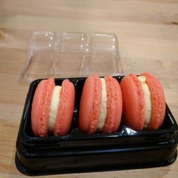 Raspberry macaroons. Raspberry macaroons.