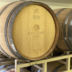 Oakstone Winery
