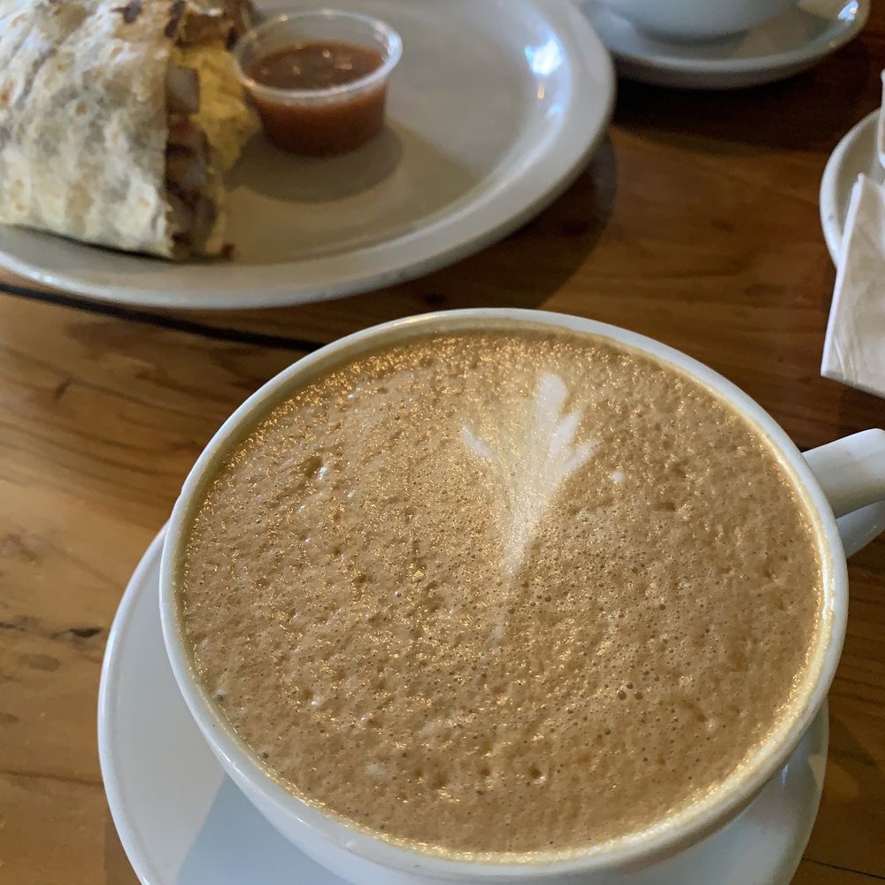 Cenote - Lavender latte and Breakfast Burrito - Coffee & Tea Near Me - Austin, Texas