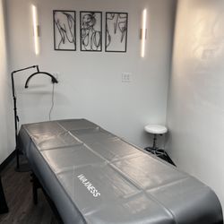 Threading & waxing studio