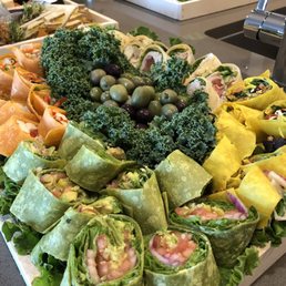 Assorted Wraps & Olives Assorted Wraps & Olives