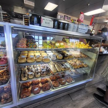 Mr T's Donut - Display window - Donuts Near Me - Modesto, California