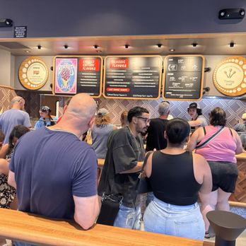 Salt & Straw - Ice Cream & Frozen Yogurt Near Me - Salem, New Hampshire