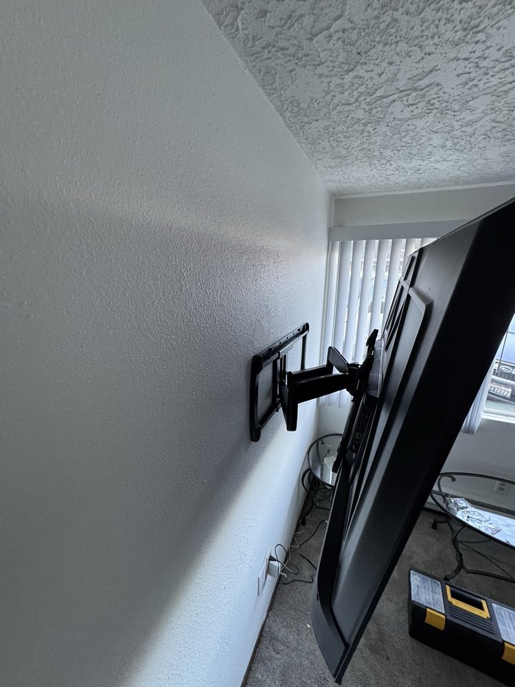 Slide of Handyman Connection