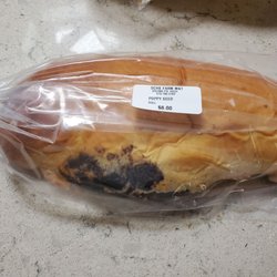 Ochs Farm Market - Poppy seed bread!