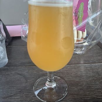 Eureka! - Local hazy IPA - American Near Me - Fresno, California