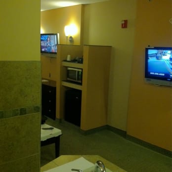 Comfort Inn & Suites - Two TV's. One for viewing from bed, other view from hot tub - Hotels Near Me - Washington, Pennsylvania Comfort Inn & Suites - Two TV's. One for viewing from bed, other view from hot tub - Hotels Near Me - Washington, Pennsylvania
