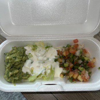 Miny's Mexican Restaurant - Taco toppings - Tacos Near Me - Ypsilanti, Michigan