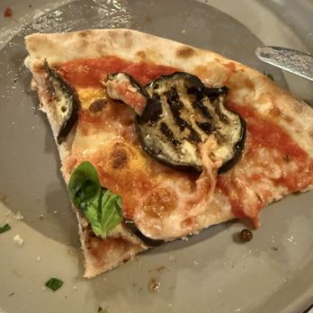 Osteria dell'Oca Giuliva - Delicious pizza sauce - Italian Near Me - Milan, Michigan